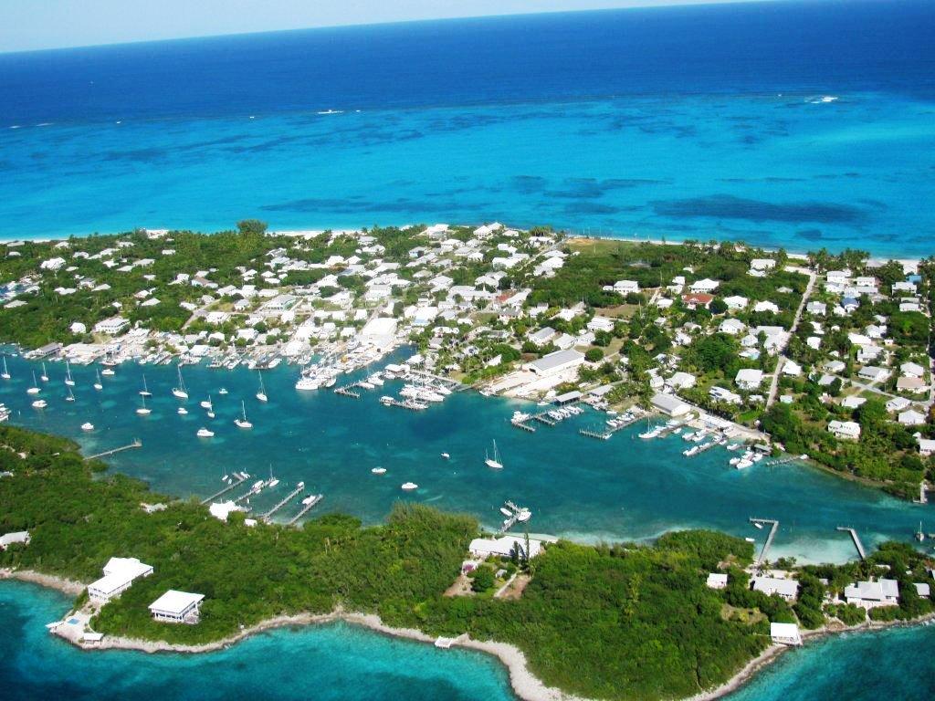 Photo of Abaco real estate with Mailin Sands.