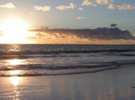 thumb_1585_kingsbeachfrontsun.jpg