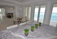thumb_2456_kitchen.jpg