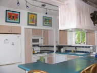 thumb_2808_kitchen.jpg