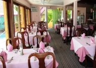 thumb_3270_diningroom1.jpg