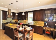 Kitchen with Breakfast Bar