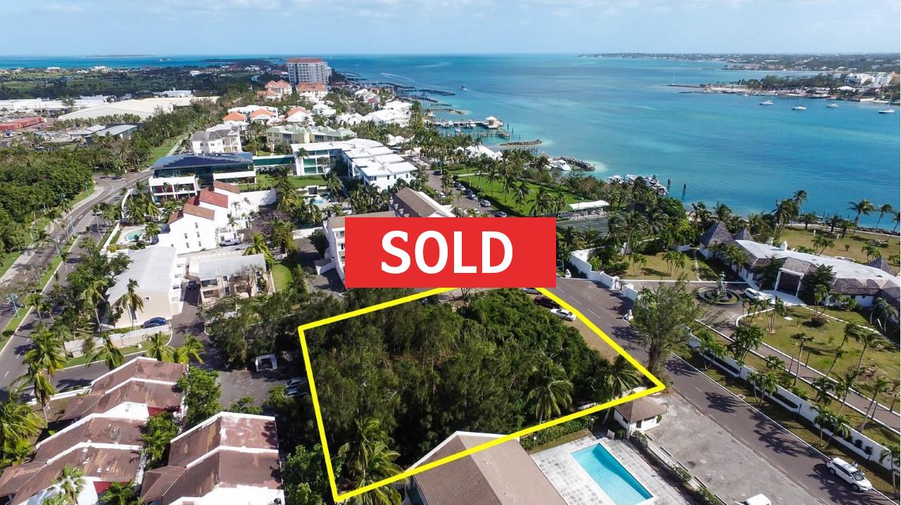 /listing-sold-bay-view-drive-paradise-island-21366.html from Coldwell Banker Bahamas Real Estate
