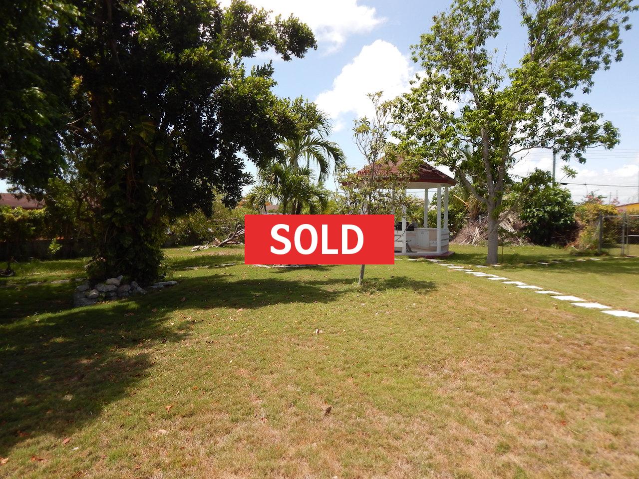 /listing-sold-imperial-park-lot-25026.html from Coldwell Banker Bahamas Real Estate