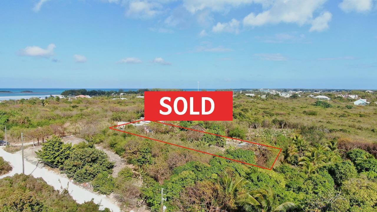 /listing-sold-russell-island-real-estate-36053.html from Coldwell Banker Bahamas Real Estate