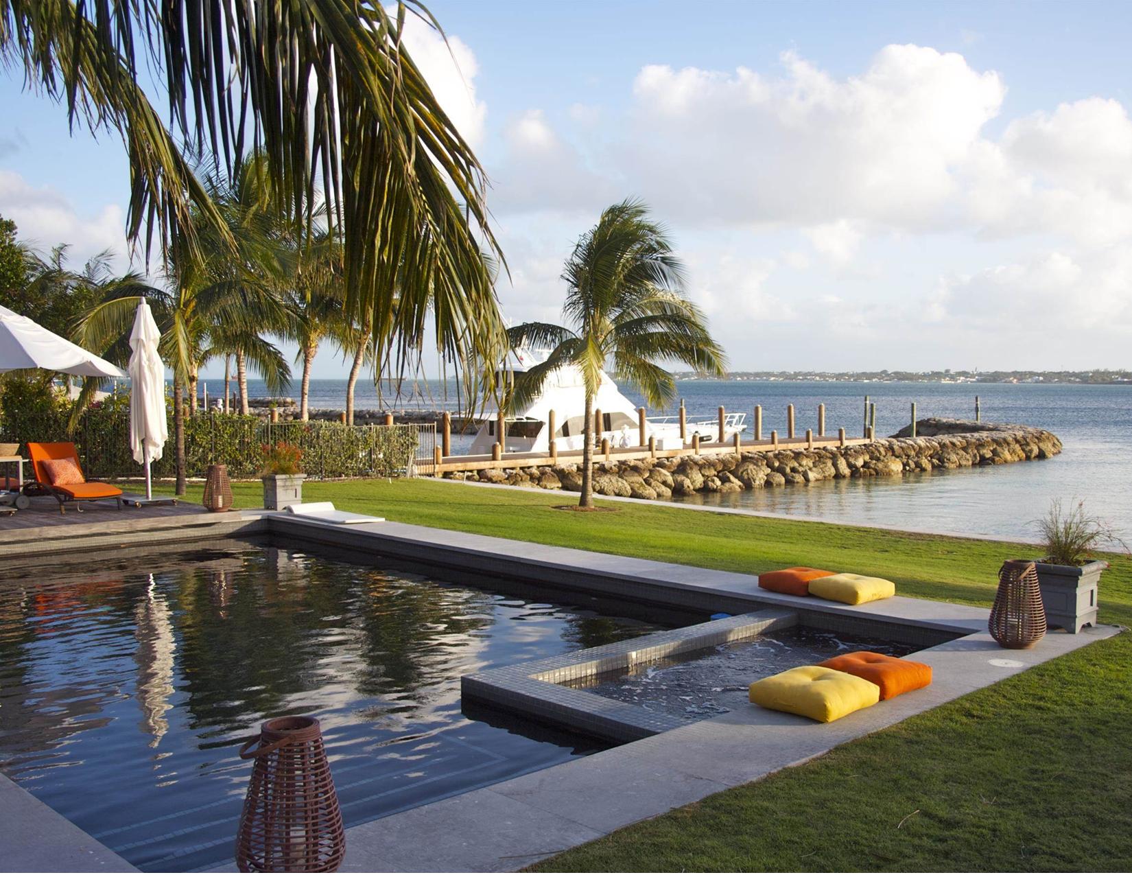 /listing-ocean-club-estates-10124.html from Coldwell Banker Bahamas Real Estate