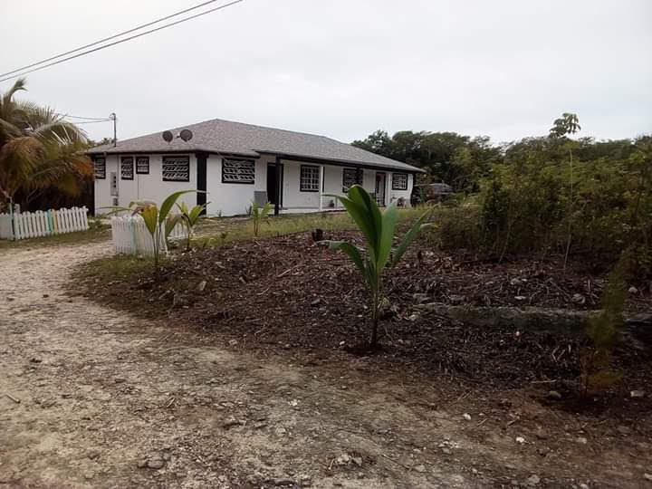 /listing-pending-duplex-bahama-sound-7e-12485.html from Coldwell Banker Bahamas Real Estate