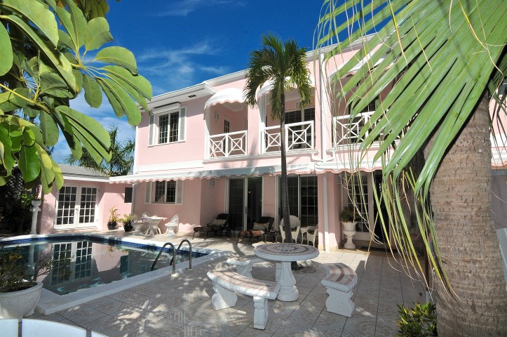 /listing-rented-paradise-island-rental-15327.html from Coldwell Banker Bahamas Real Estate