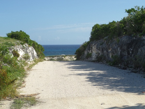 /listing-vacant-land-in-millers-with-views-28006.html from Coldwell Banker Bahamas Real Estate