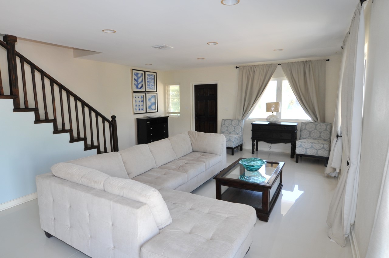 Bahamas Real Estate on Nassau / New Providence For Sale ID 29718