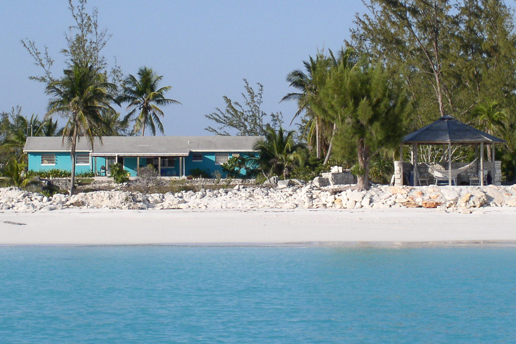 Beachfront home long island bahamas