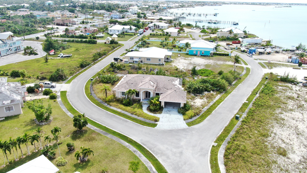 real-estate-investment-close-to-harbour-abaco-bahamas-13