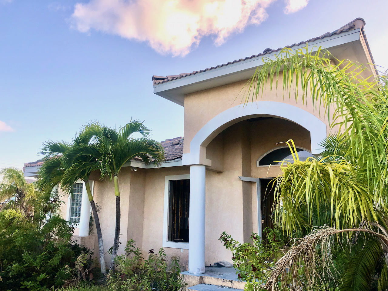real-estate-investment-close-to-harbour-abaco-bahamas-3
