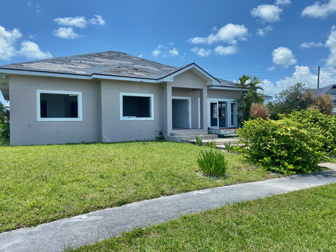 investment-home-near-harbour-marsh-harbour-abaco-real-estate-1