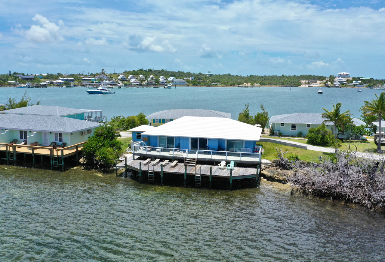 harbourfront-home-green-turtle-cay-abaco-real-estate-11