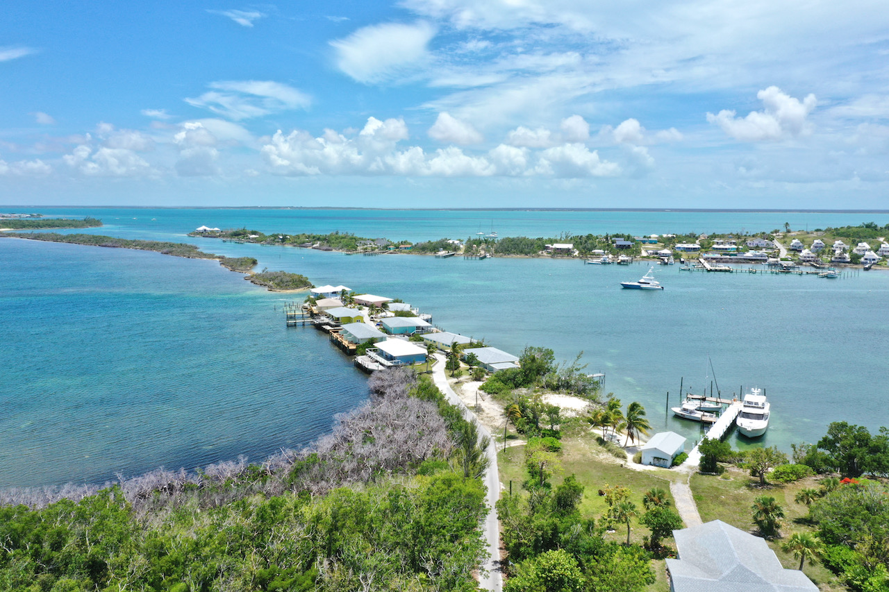 harbourfront-home-green-turtle-cay-abaco-real-estate-13