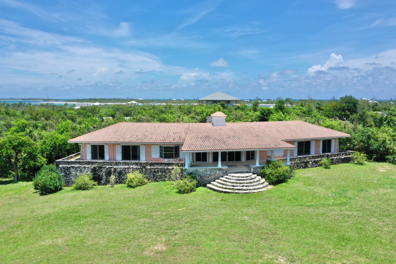 /listing-abaco-home-on-acreage-lot-for-sale-38070.html from Coldwell Banker Bahamas Real Estate