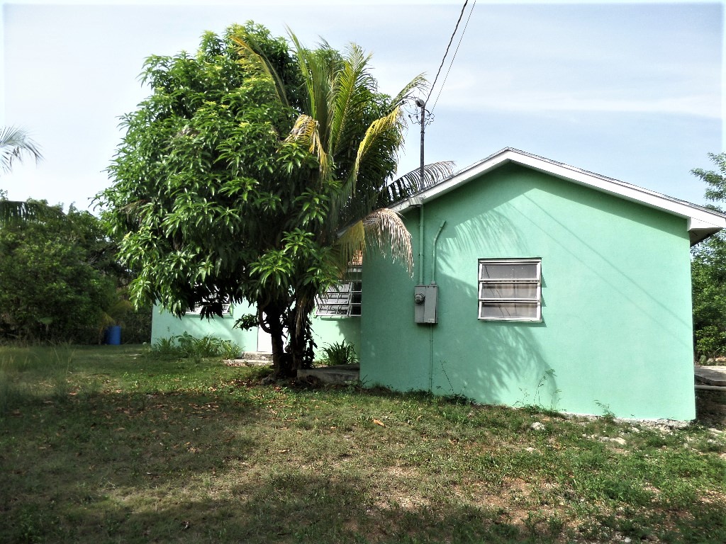 /listing-hamiltons-home-on-long-island-for-sale-38919.html from Coldwell Banker Bahamas Real Estate