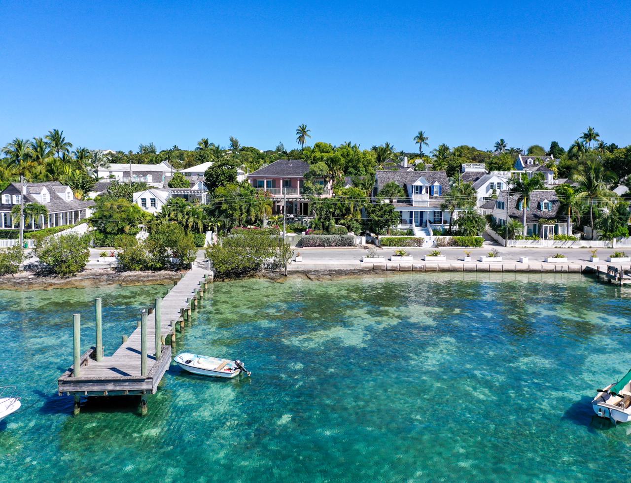 Harbour Island Historic Home with private dock