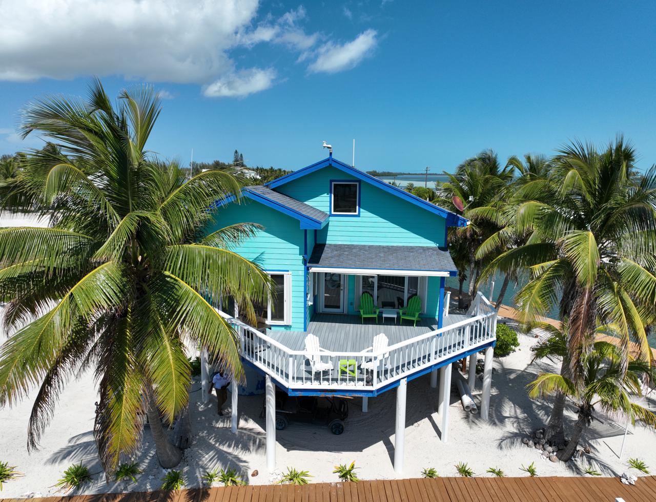 /listing-south-bimini-canal-front-home-41828.html from Coldwell Banker Bahamas Real Estate