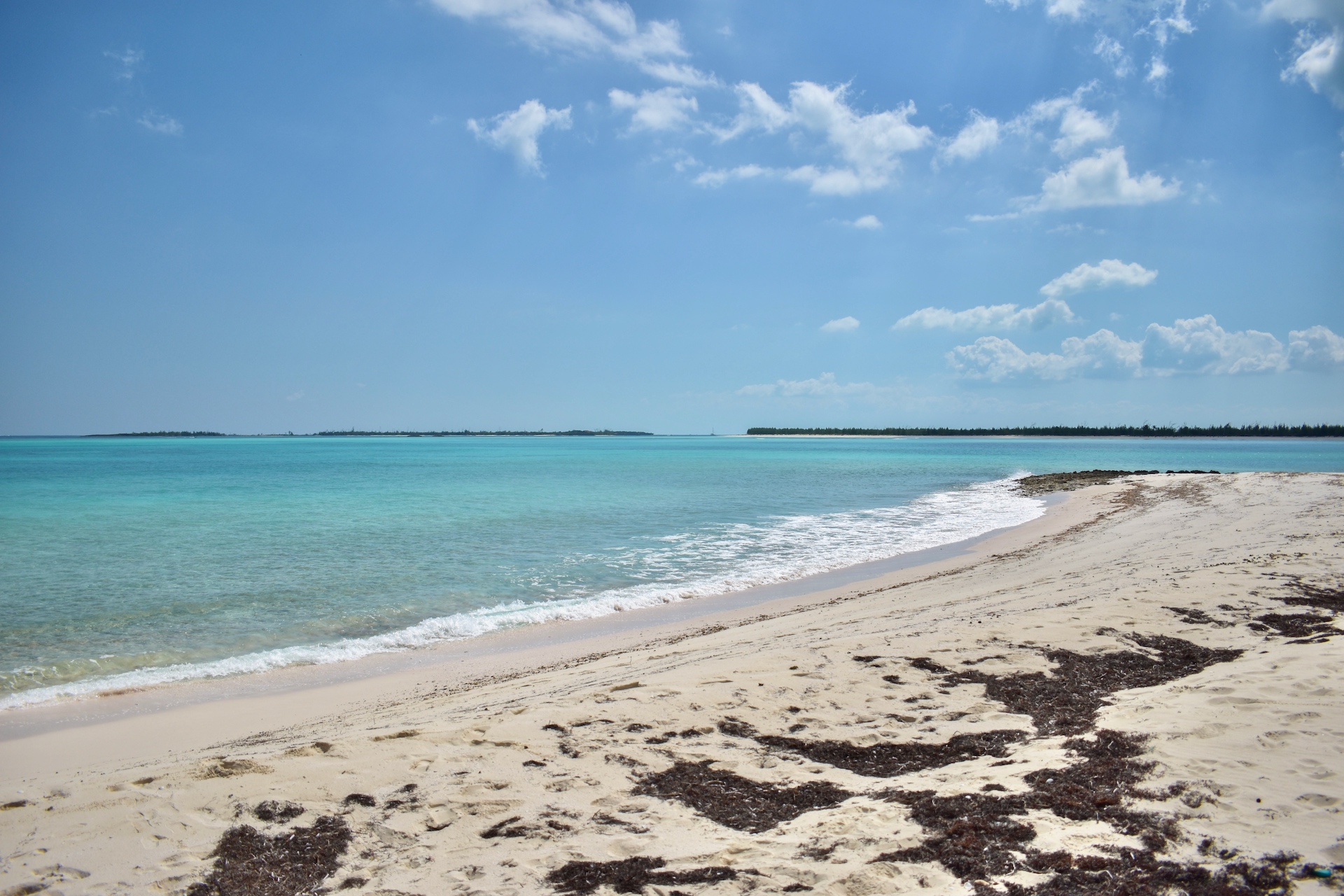beachfront-acreage-with-dock-black-sound-green-turtle-cay-abaco-14