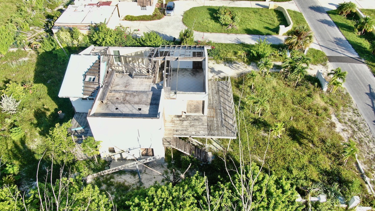 investment-opportunity-home-near-beach-treasure-cay-abaco-real-estate-6