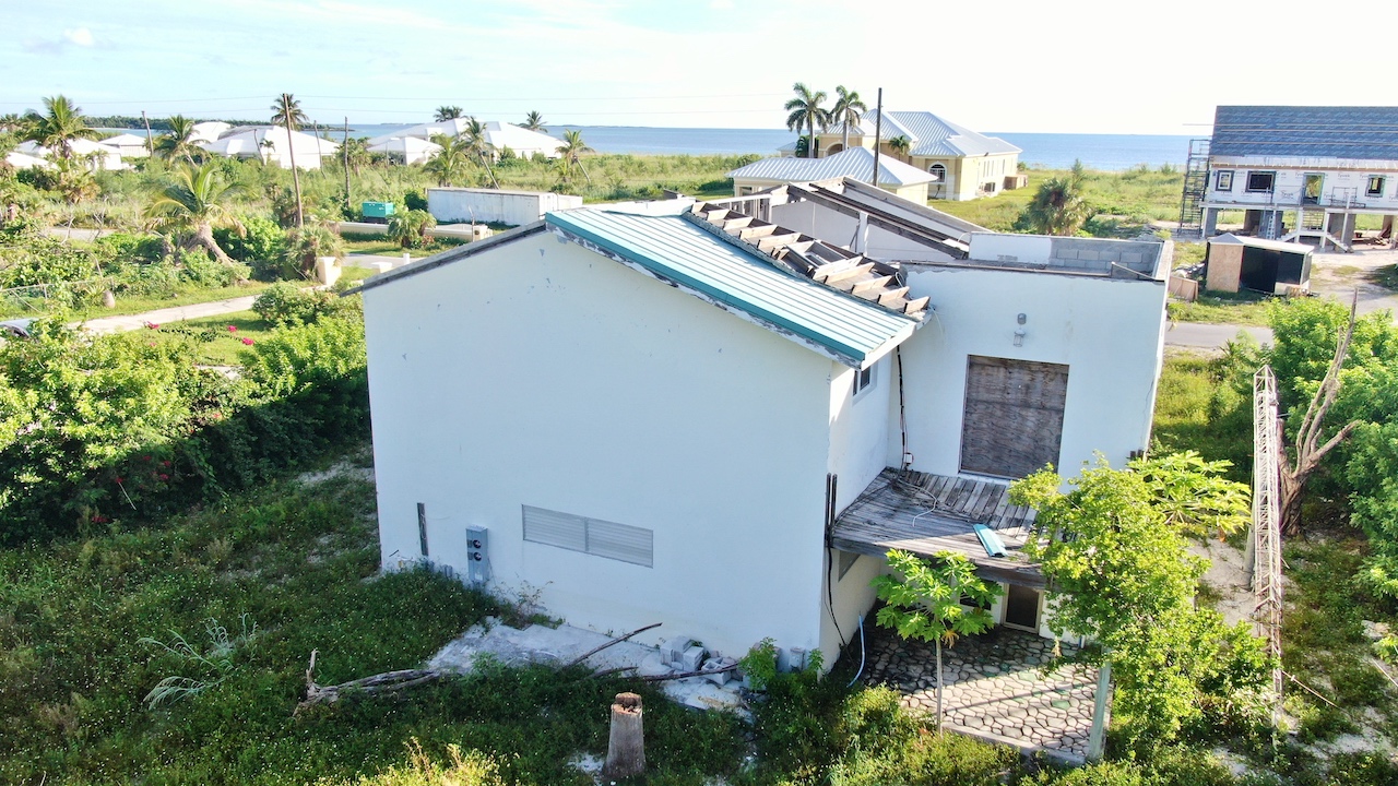 investment-opportunity-home-near-beach-treasure-cay-abaco-real-estate-7