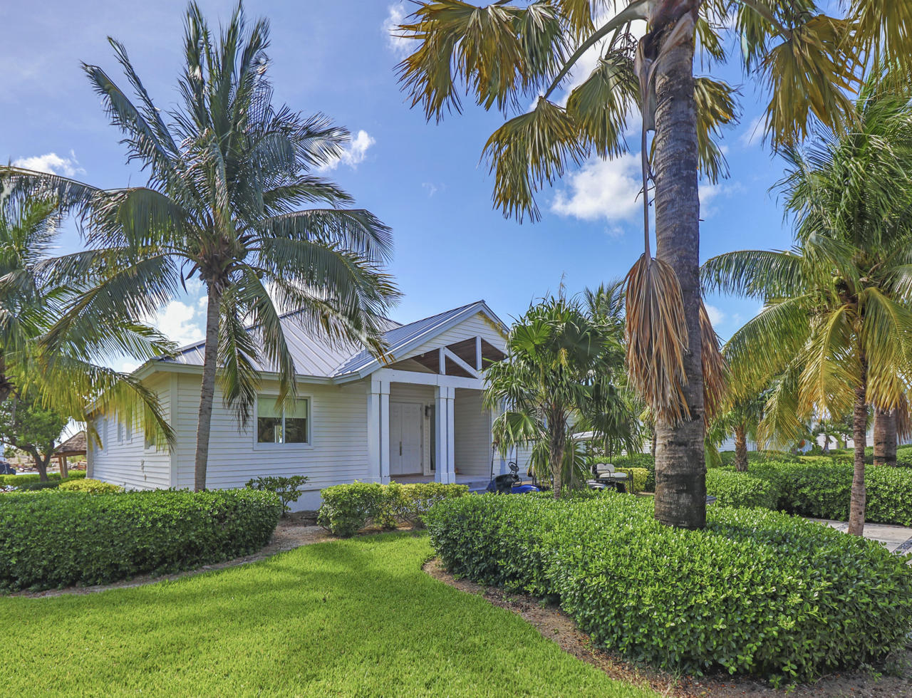 /listing-pending-bimini-bay-bayfront-home-42888.html from Coldwell Banker Bahamas Real Estate