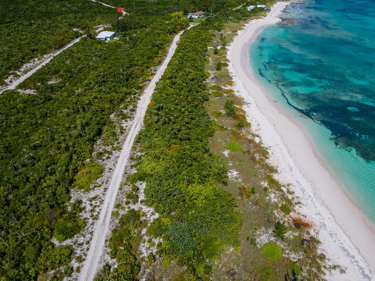 /listing-long-island-lot-for-sale-45355.html from Coldwell Banker Bahamas Real Estate