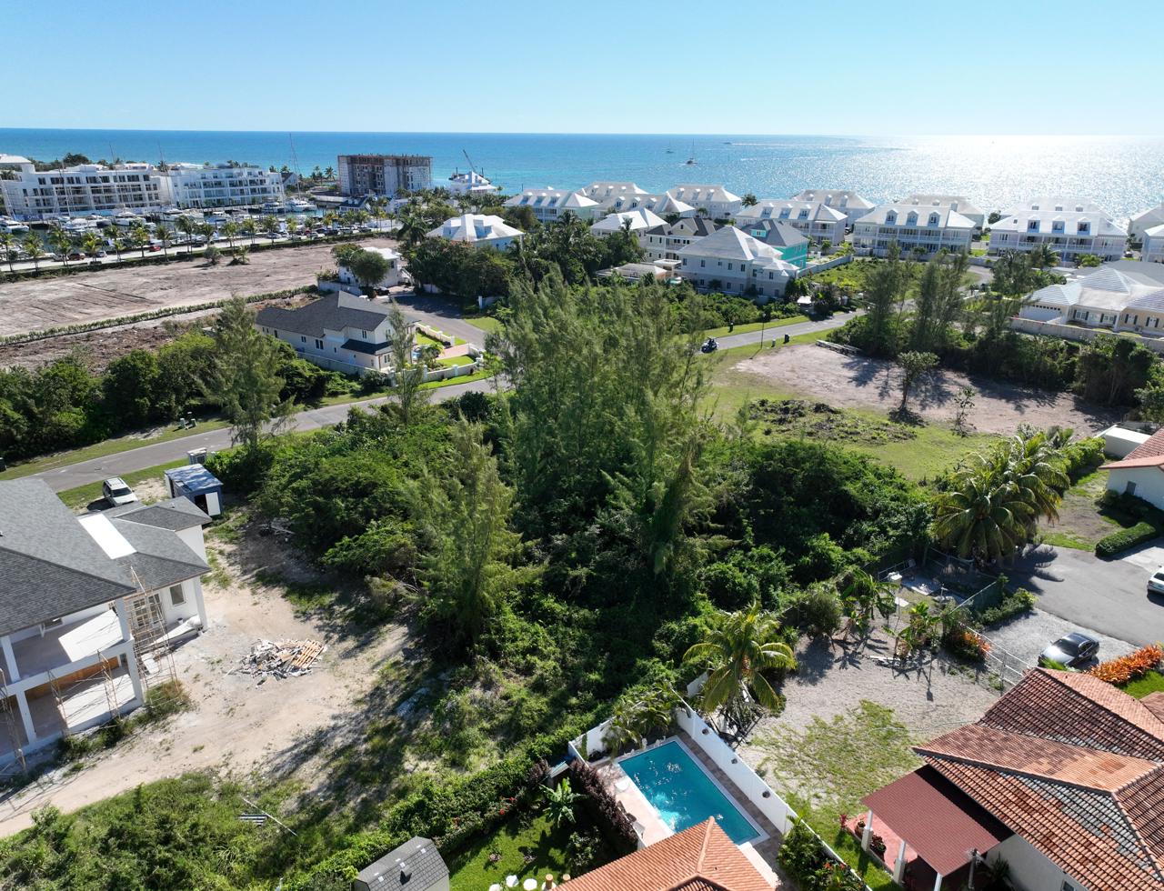 Bahamas Real Estate on Nassau / New Providence For Sale ID 45482