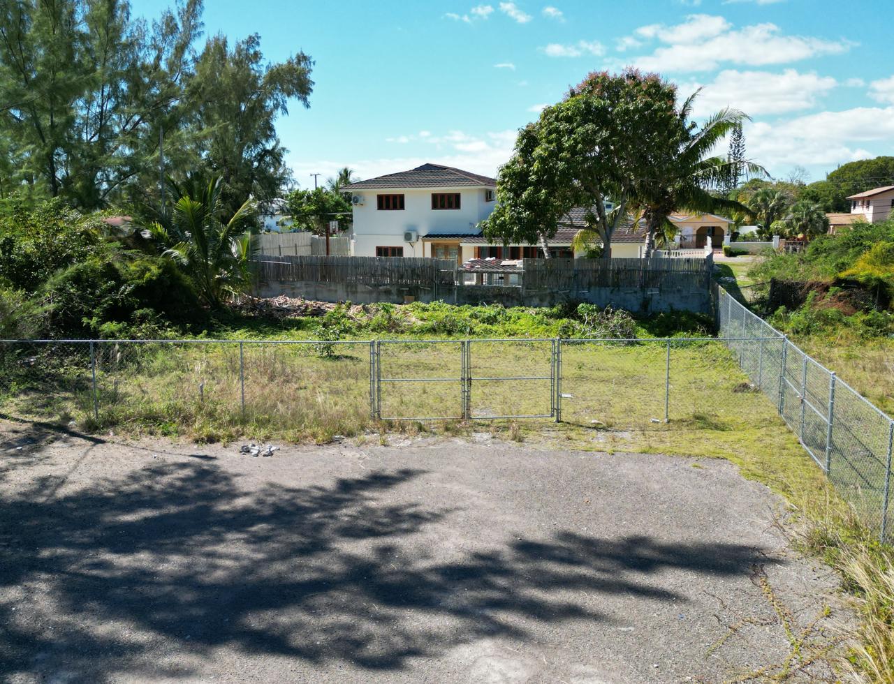 /listing-nassau-lot-for-sale-45997.html from Coldwell Banker Bahamas Real Estate