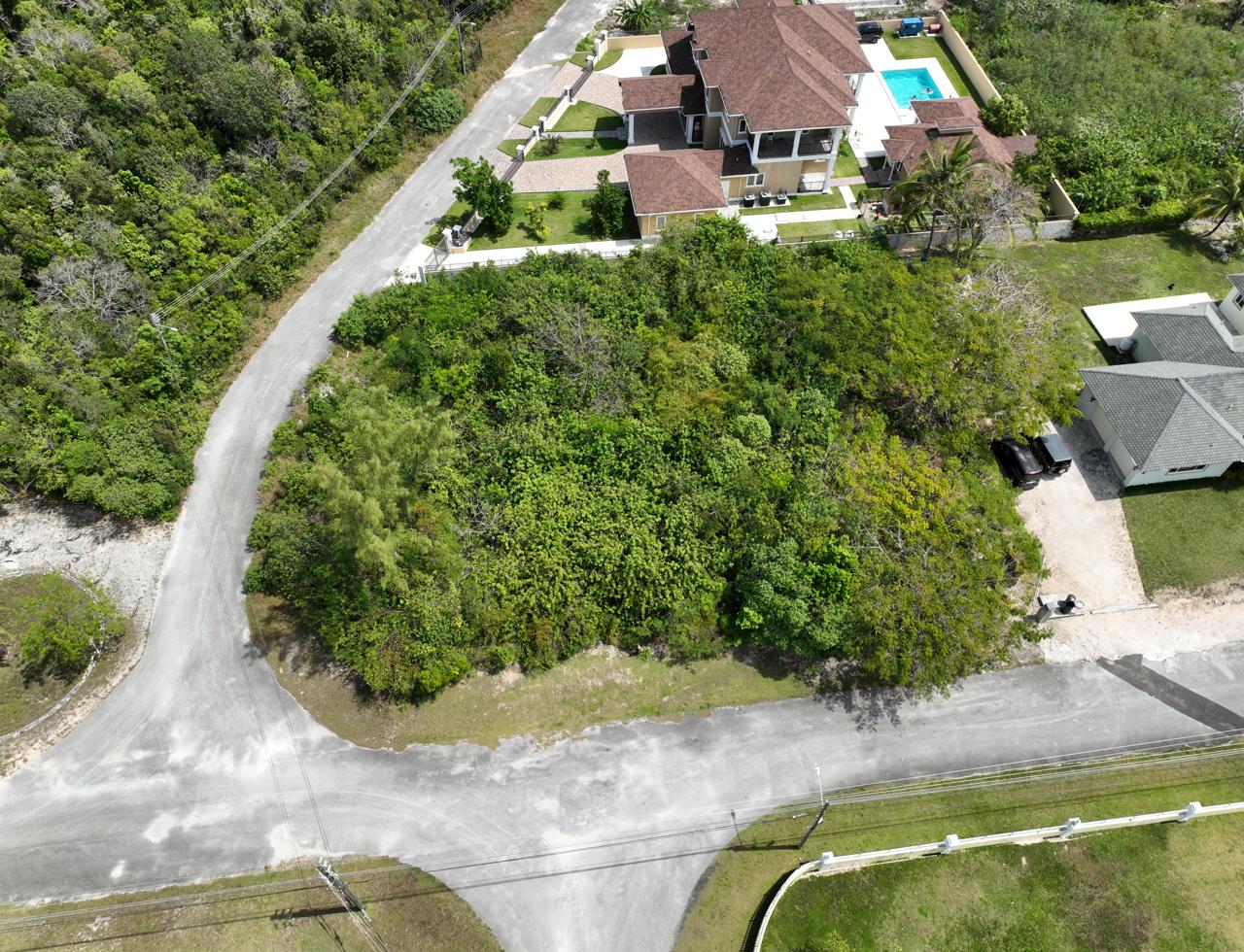 /listing-pending-nassau-vacant-lot-for-sale-46613.html from Coldwell Banker Bahamas Real Estate