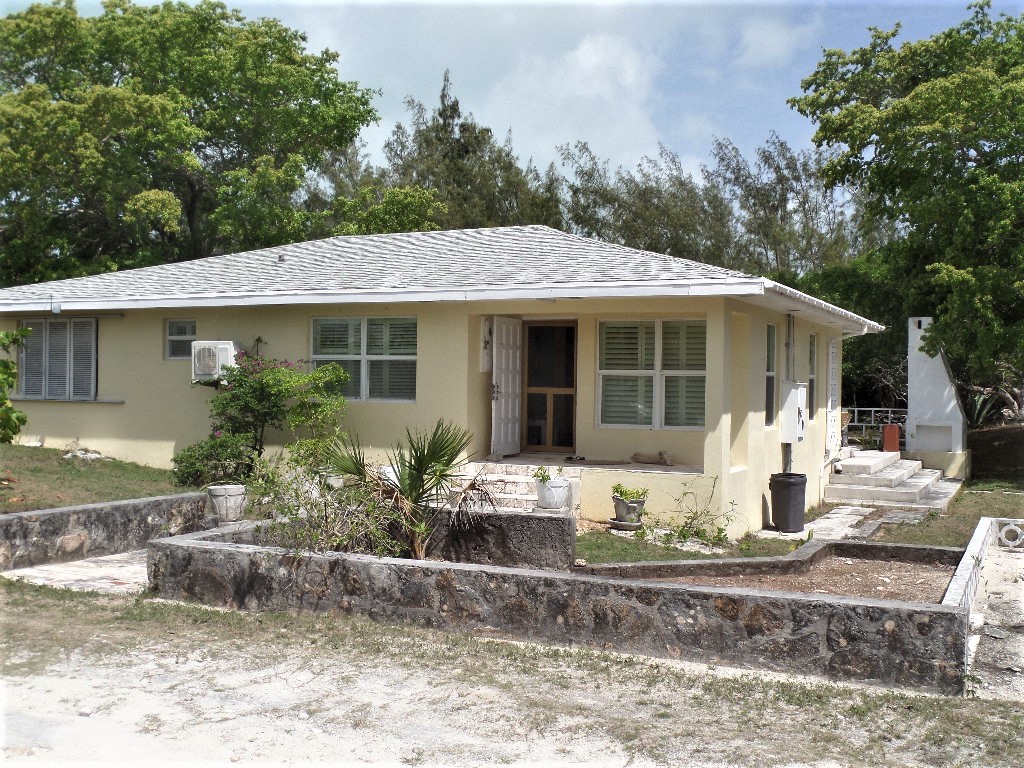 /listing-long-island-home-for-sale-46949.html from Coldwell Banker Bahamas Real Estate