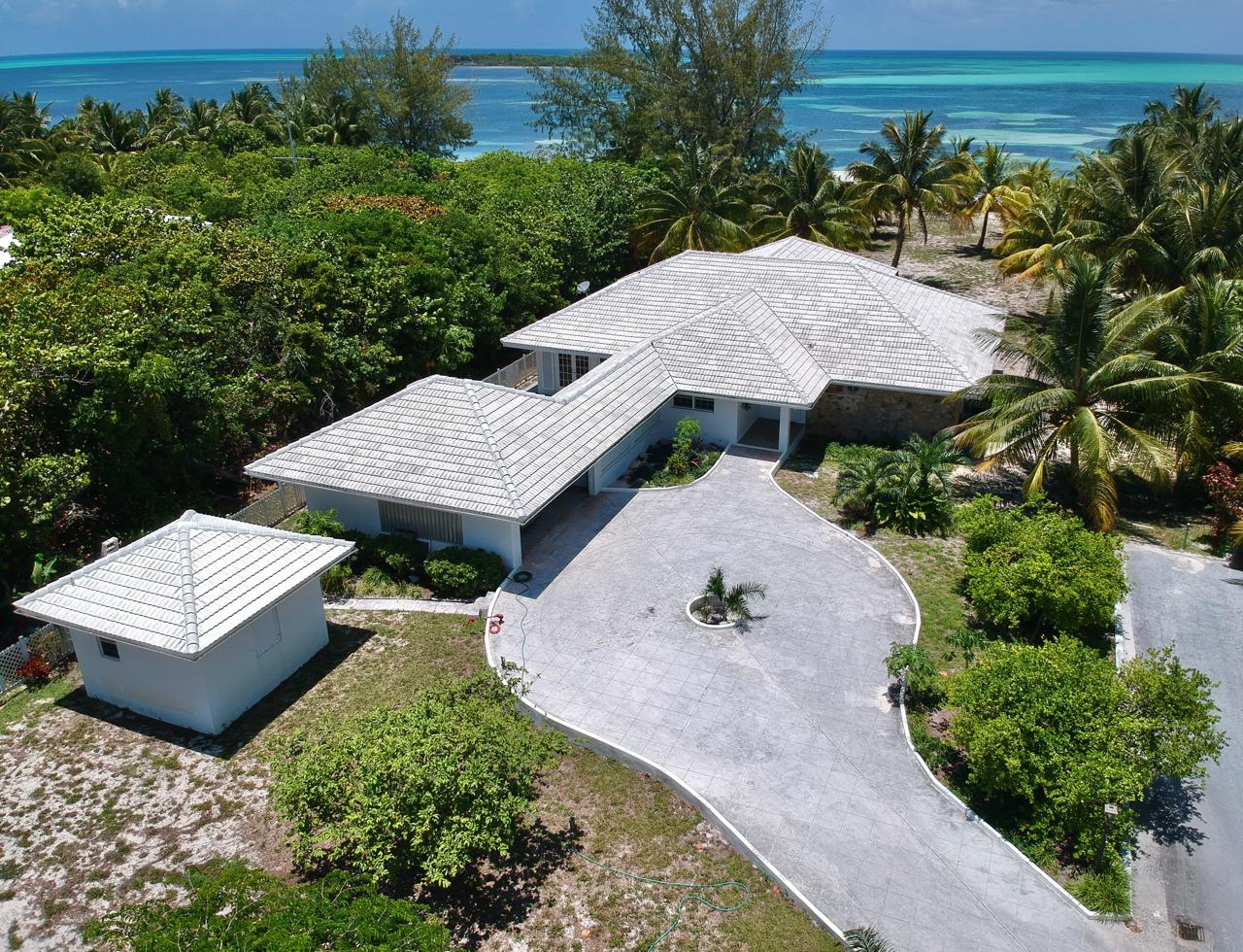 /listing-spanish-wells-beachfront-home-47111.html from Coldwell Banker Bahamas Real Estate