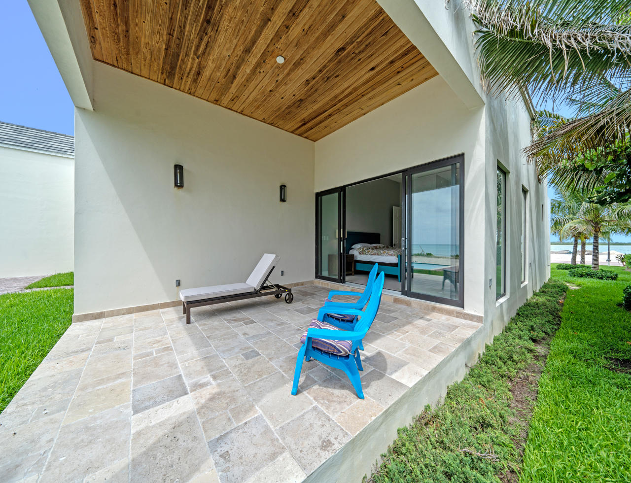 bimini luxury beachfront home with bay lot