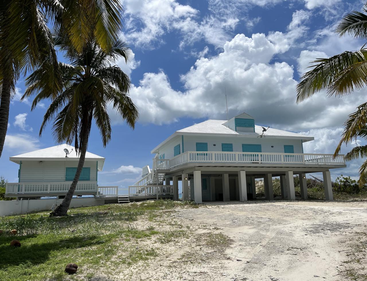 /listing-berry-islands-beach-front-home-47368.html from Coldwell Banker Bahamas Real Estate