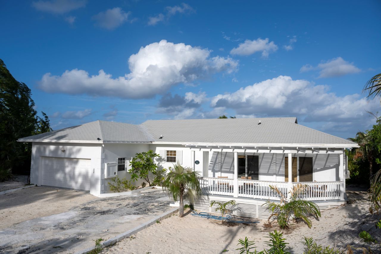 /listing-eleuthera-beach-front-home-47445.html from Coldwell Banker Bahamas Real Estate