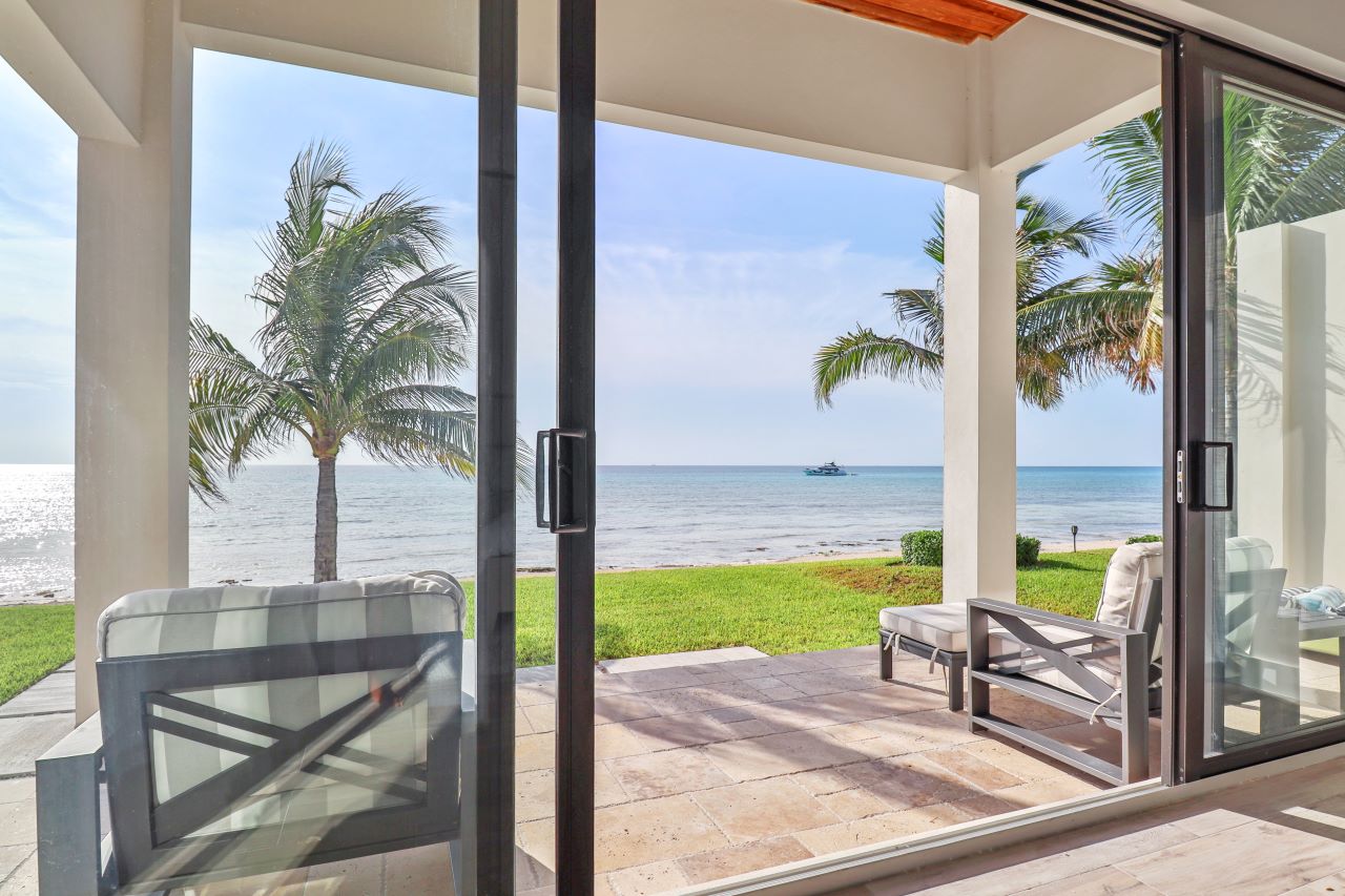 bimini luxury beachfront home with bay cottage