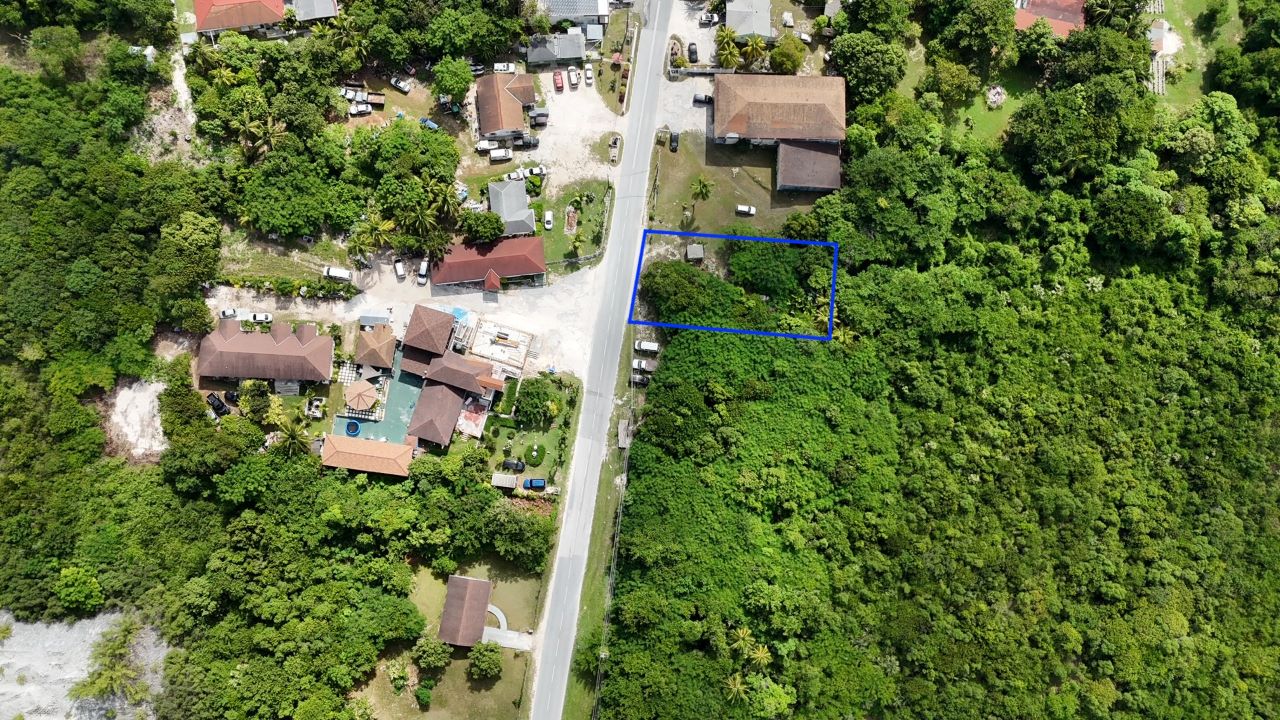 /listing-eleuthera-commercial-lot-for-sale-48442.html from Coldwell Banker Bahamas Real Estate