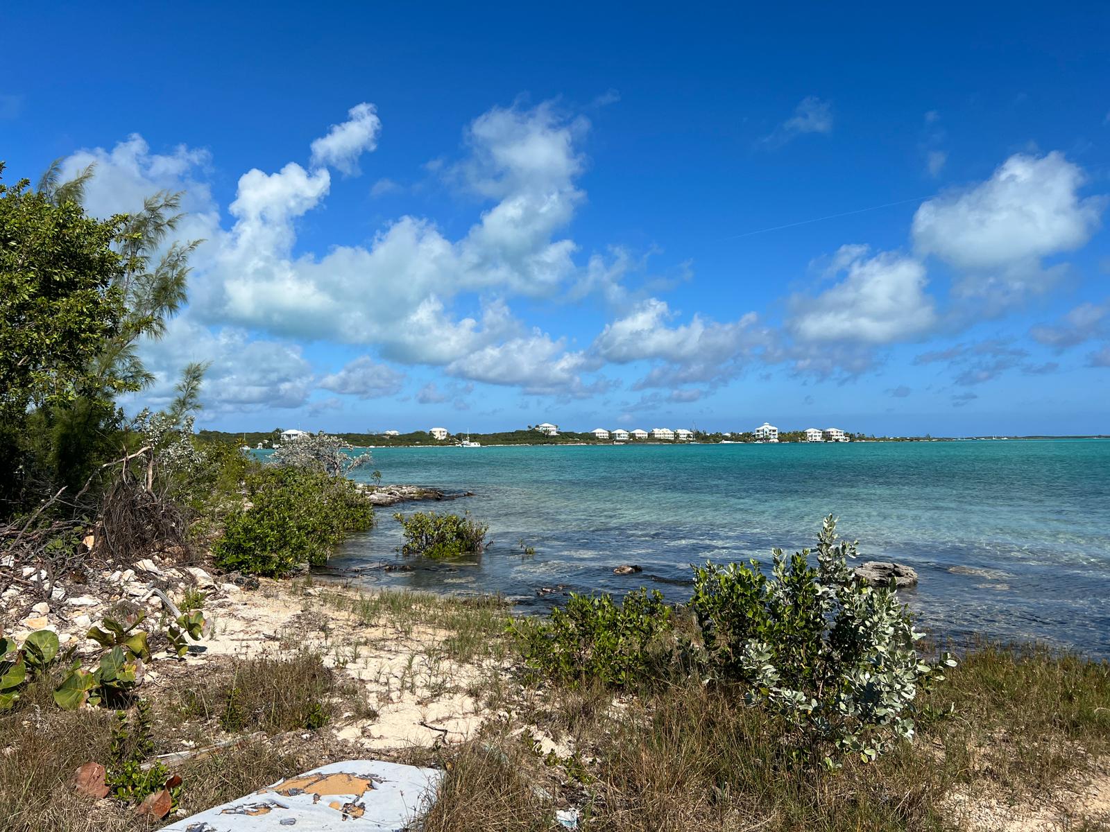 /listing-pending-sunny-hill-exuma-waterfront-lot-for-sale-54594.html from Coldwell Banker Bahamas Real Estate
