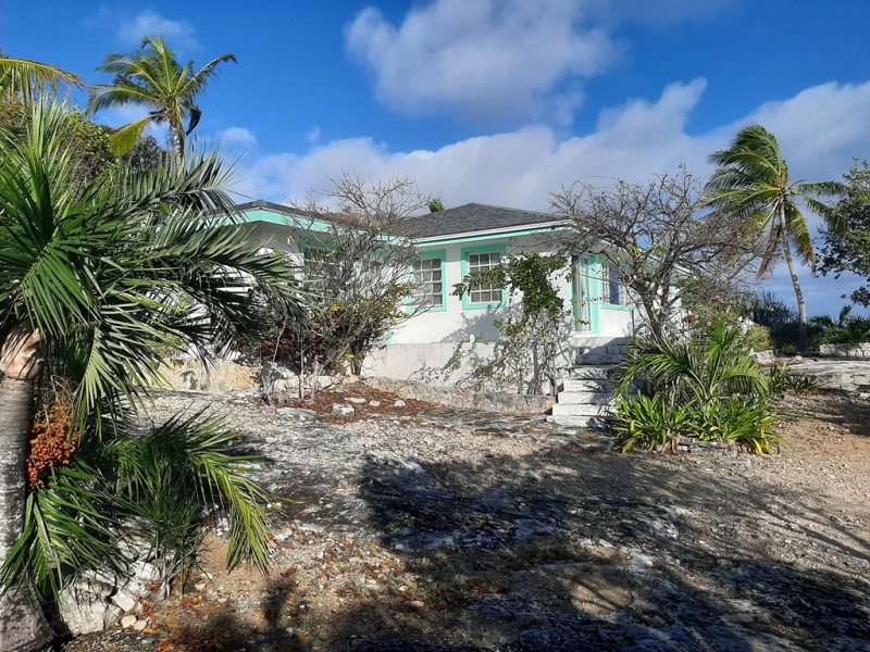 /listing-exuma-waterfront-home-for-sale-54595.html from Coldwell Banker Bahamas Real Estate