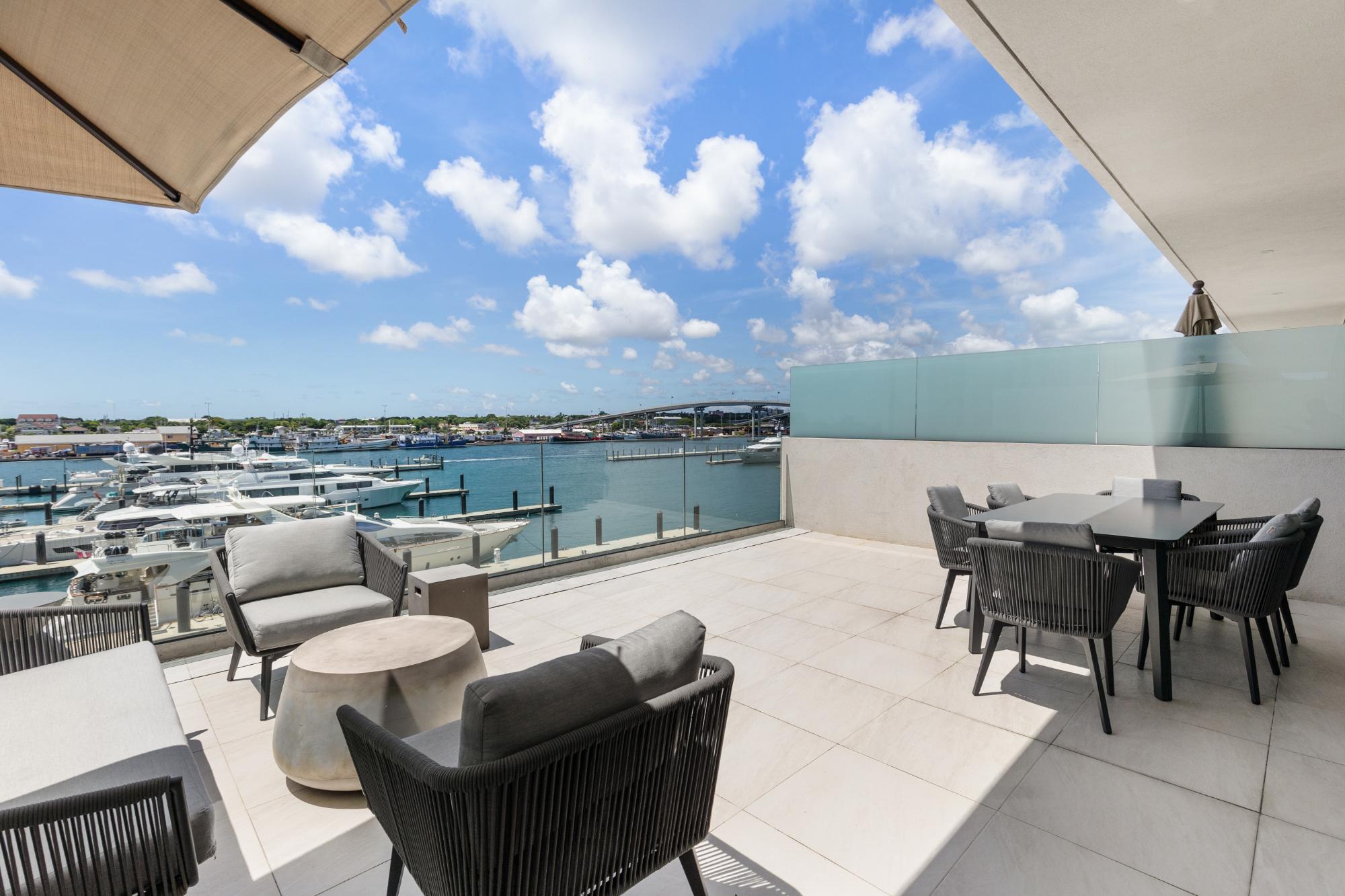 /listing-paradise-island-condo-for-sale-77207.html from Coldwell Banker Bahamas Real Estate