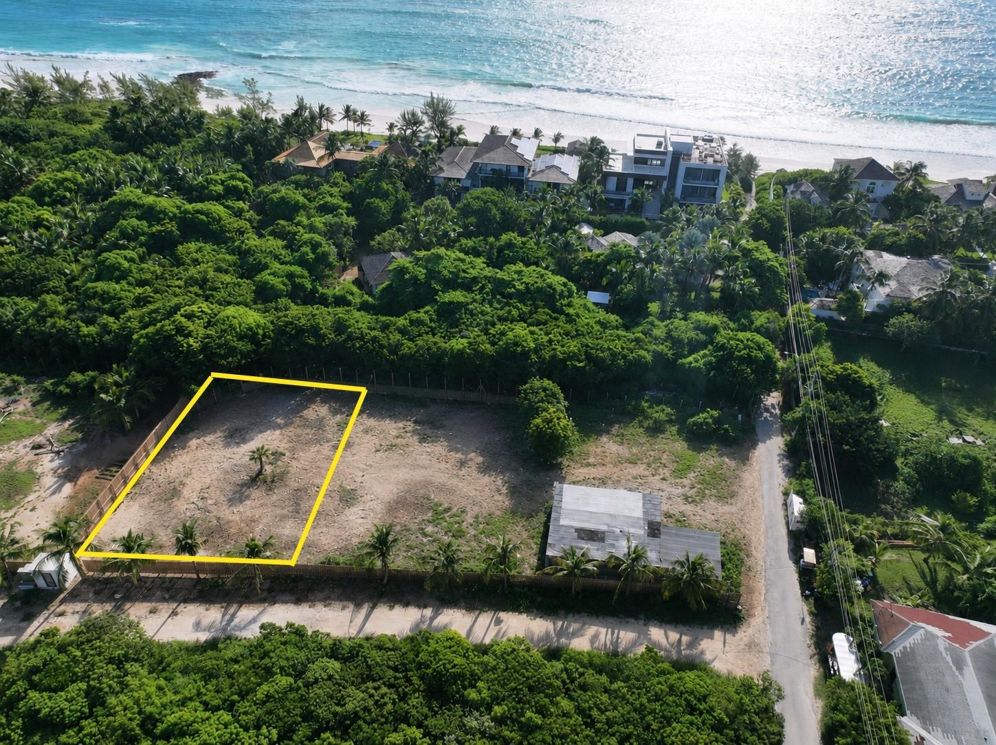 triana-shores-vacant-lot-near-beach-harbour-island-bahamas
