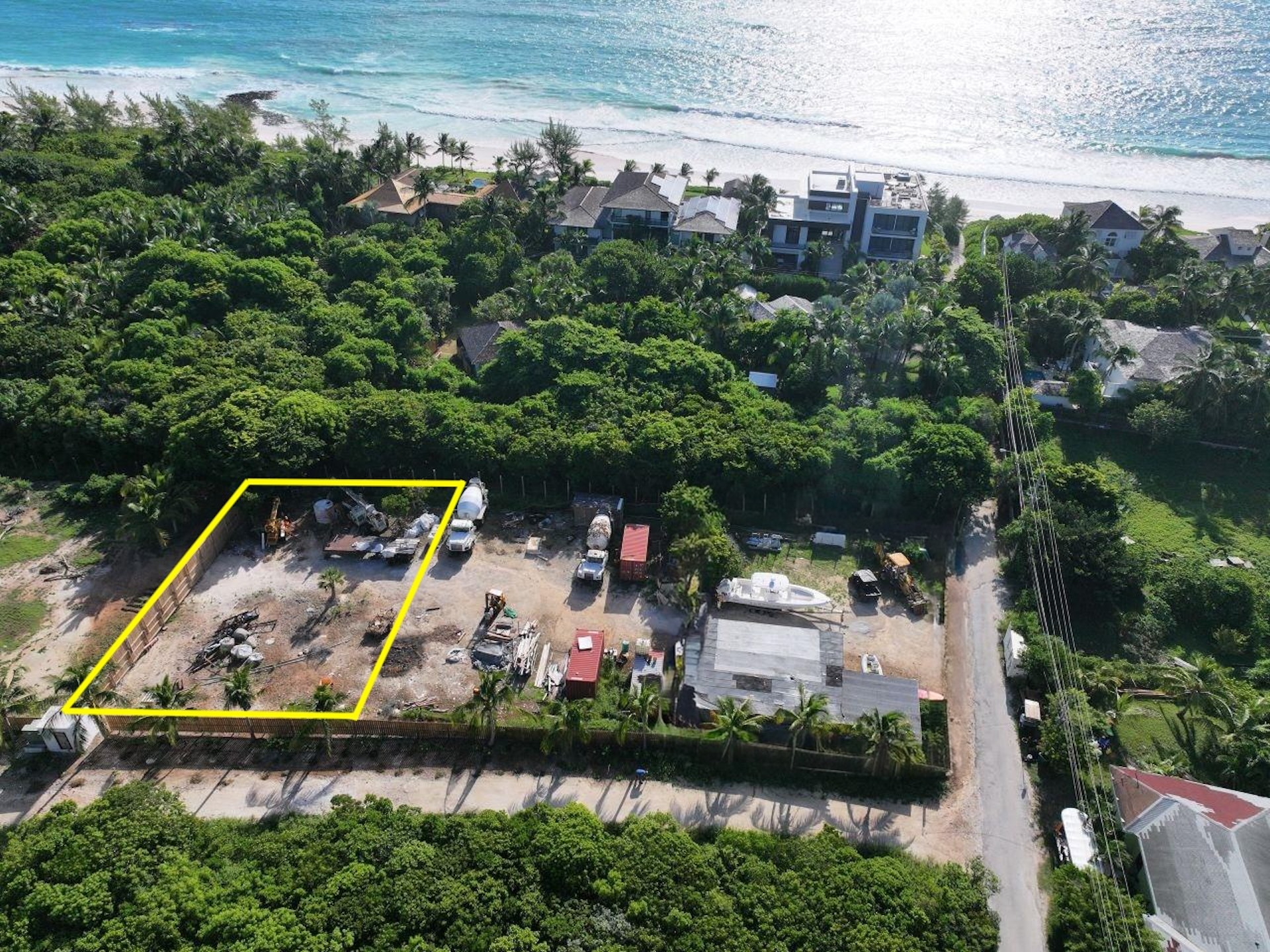 /listing-harbour-island-vacant-lot-for-sale-81238.html from Coldwell Banker Bahamas Real Estate