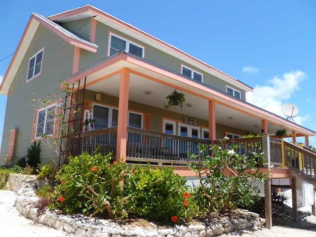 /listing-pending-bahama-sound-home-for-sale-9254.html from Coldwell Banker Bahamas Real Estate