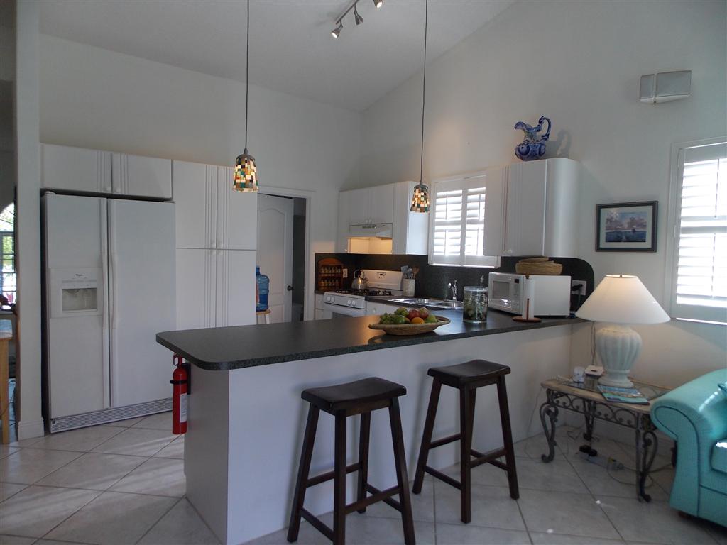 Bahamas Real Estate on Nassau / New Providence For Sale ID 9557