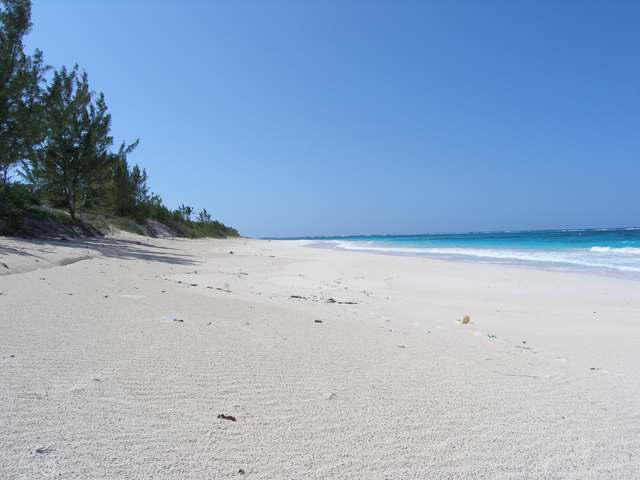 /listing-lots-acreage-in-governors-harbour-43026.html from Coldwell Banker Bahamas Real Estate