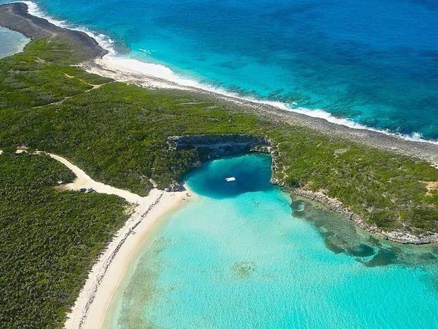 /listing-lots-acreage-in-taits-45420.html from Coldwell Banker Bahamas Real Estate