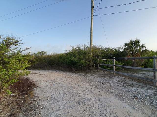 /listing-lots-acreage-in-bahama-sound-43988.html from Coldwell Banker Bahamas Real Estate