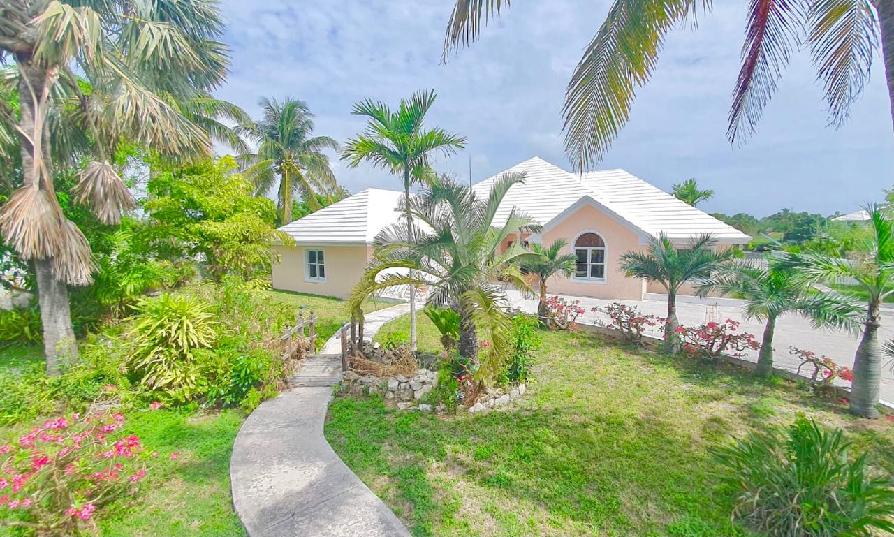 /listing-single-family-home-in-yamacraw-39402.html from Coldwell Banker Bahamas Real Estate